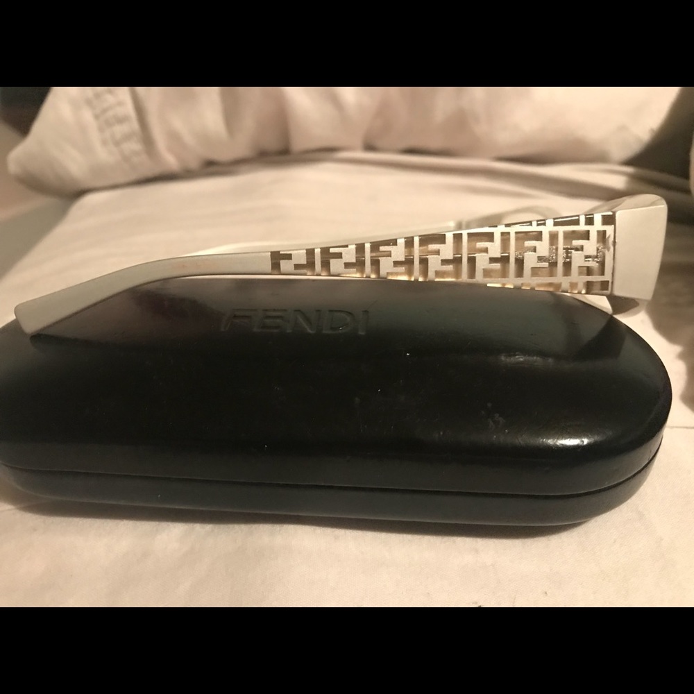 Eyeglasses